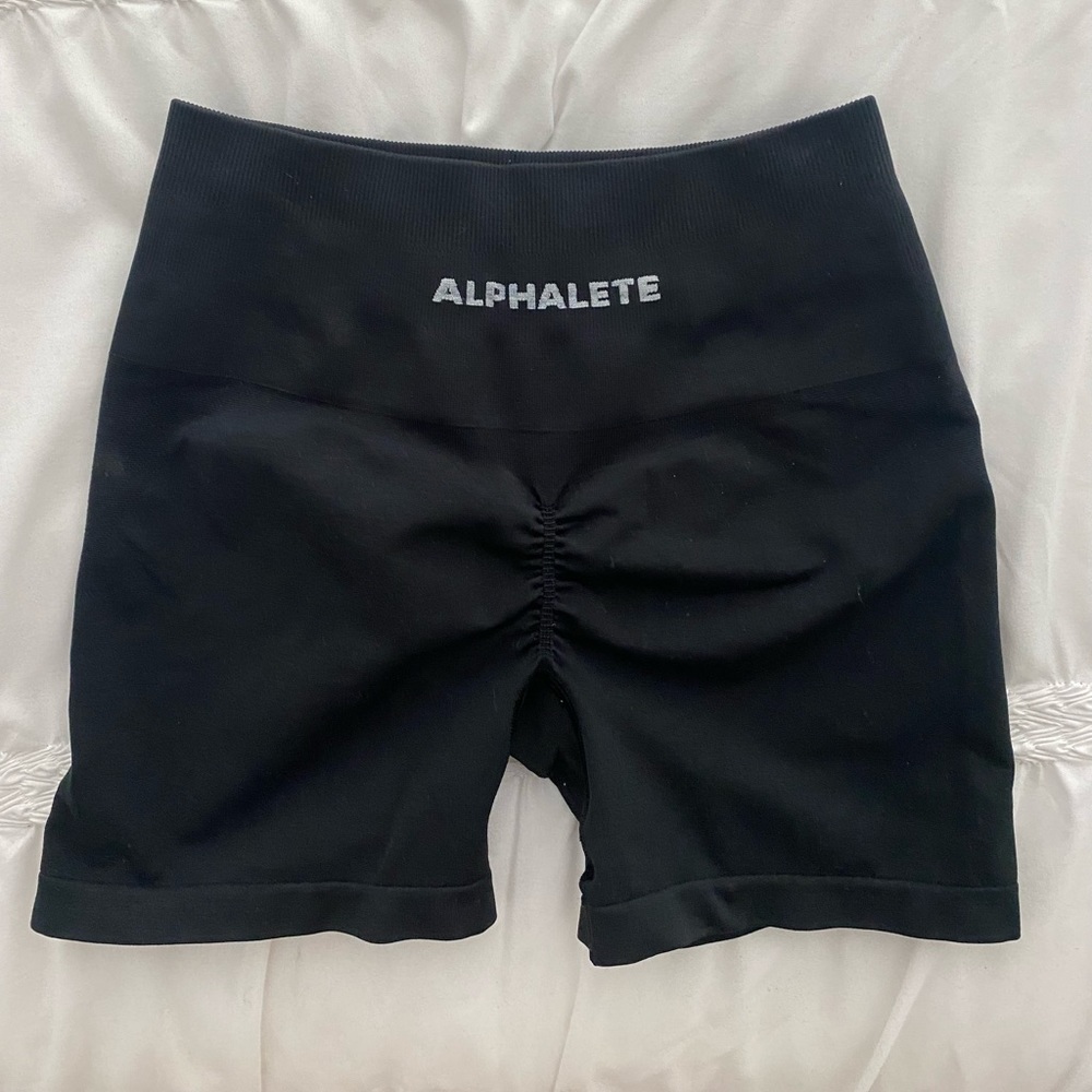 Alphalete Amplify Short